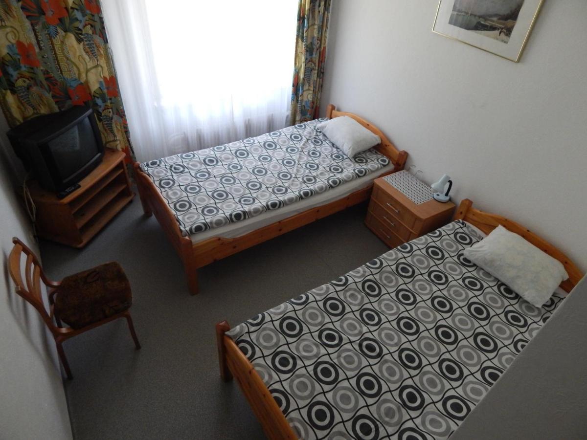 Motel Brencis Iecava Εξωτερικό φωτογραφία
