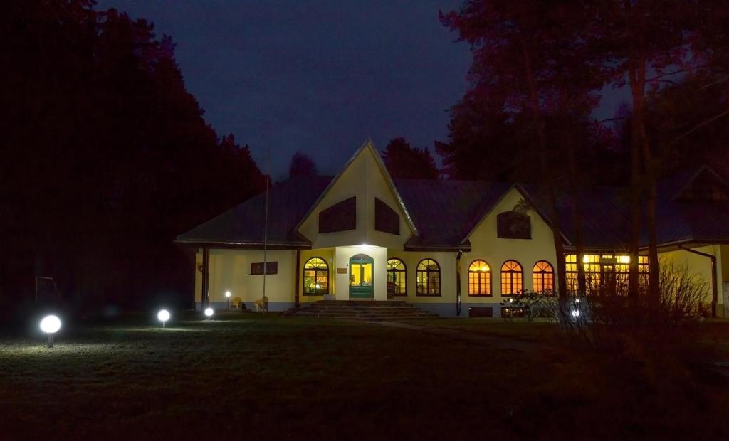 Motel Brencis Iecava Εξωτερικό φωτογραφία