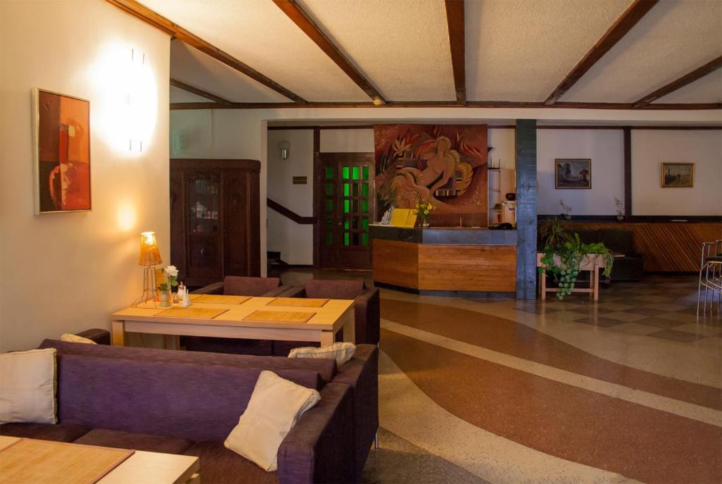 Motel Brencis Iecava Εξωτερικό φωτογραφία